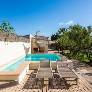 https://finca-es-canyaret.allmallorcahotels.com